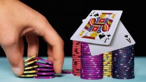 Hướng Dẫn Chơi Poker Chi Tiết